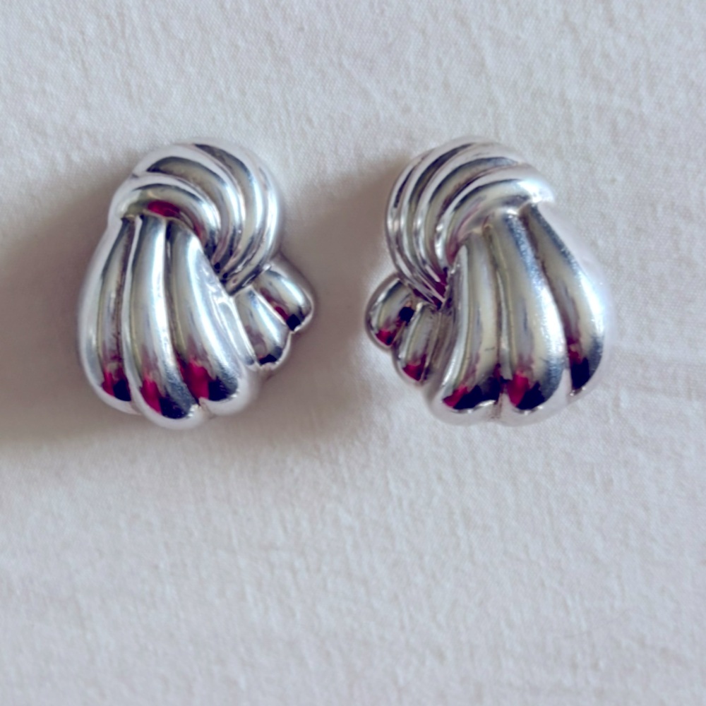 Vintage Sterling Silver Knot Clip-On Earrings – Marked 925 Thailand